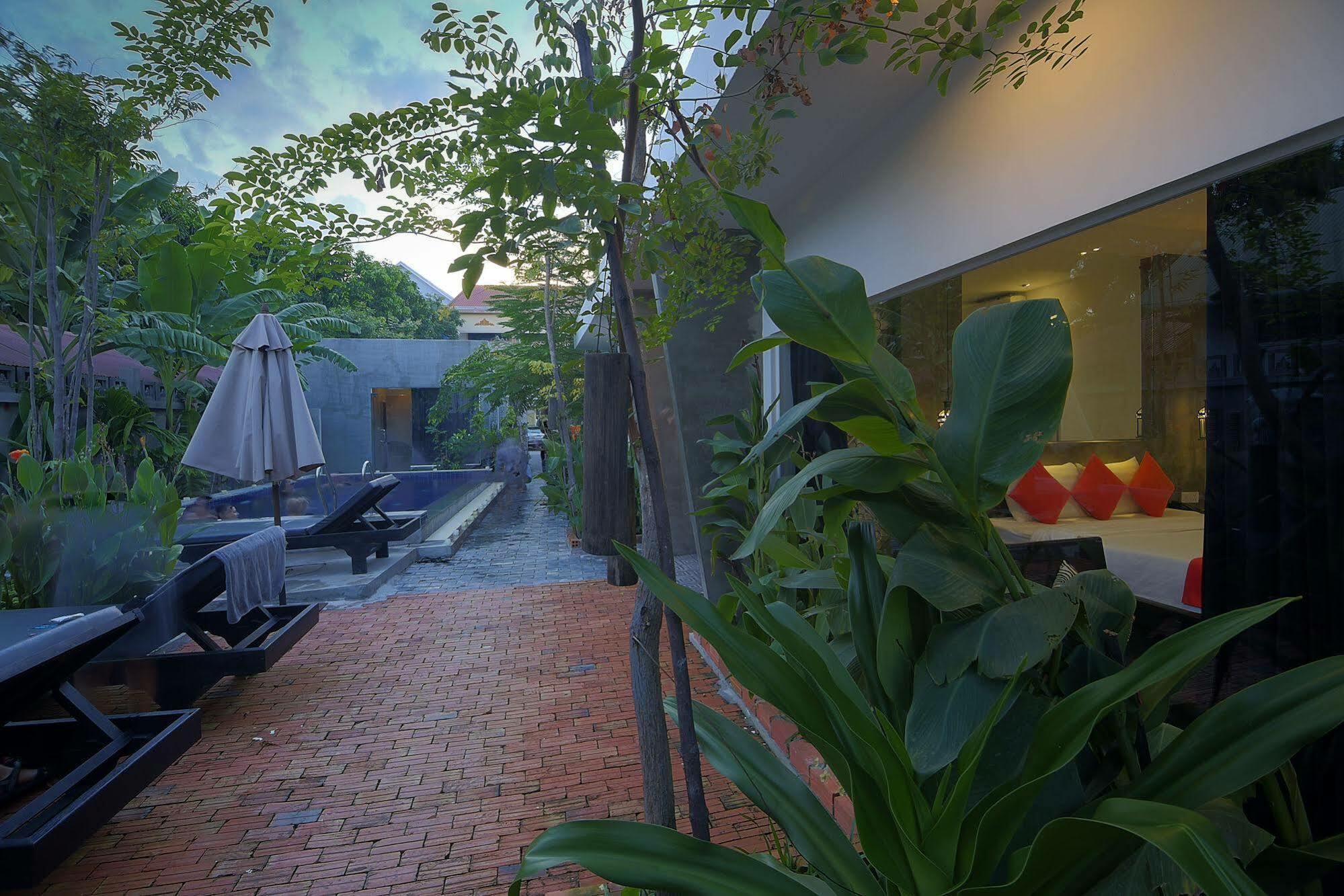 Fancy Boutique Villa Hotel Siem Reap Eksteriør billede